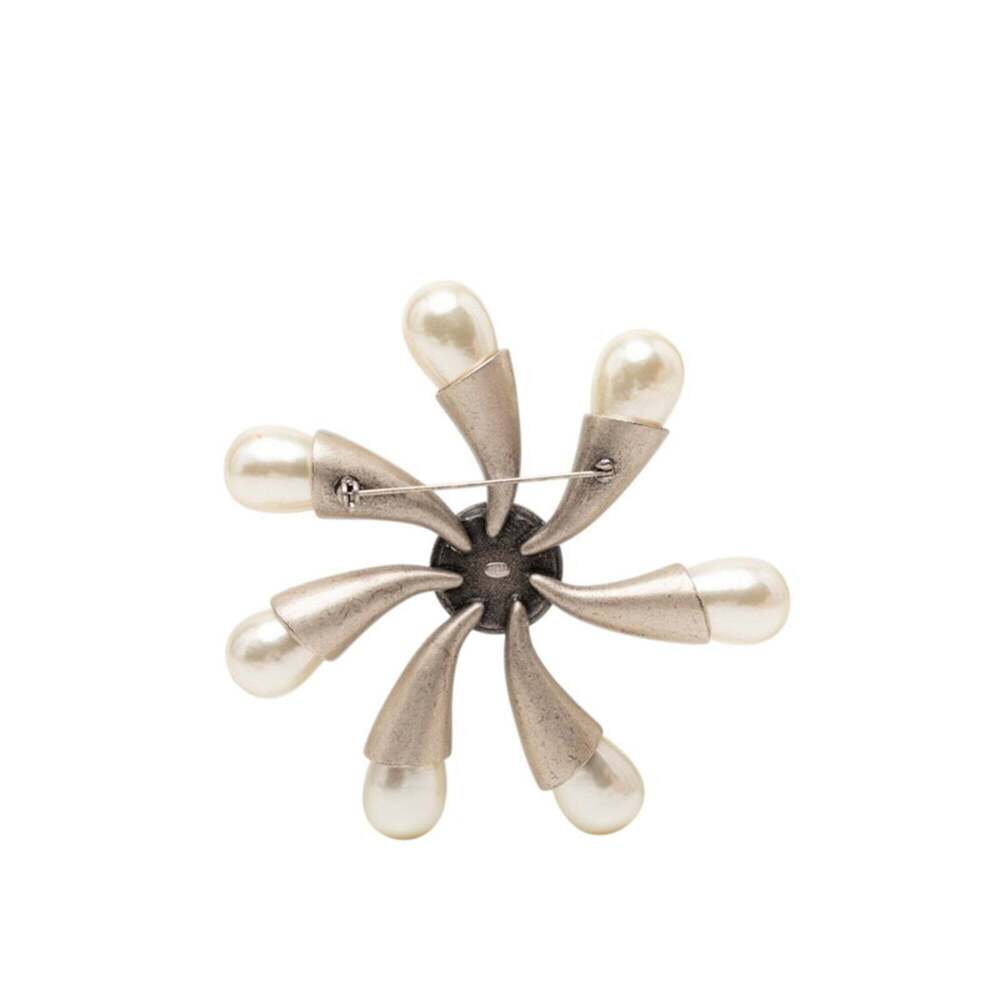 CHANEL Authentic Silver Pearl Brooch - Picture 2 of 4